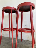 Paire de tabourets de bar rouge