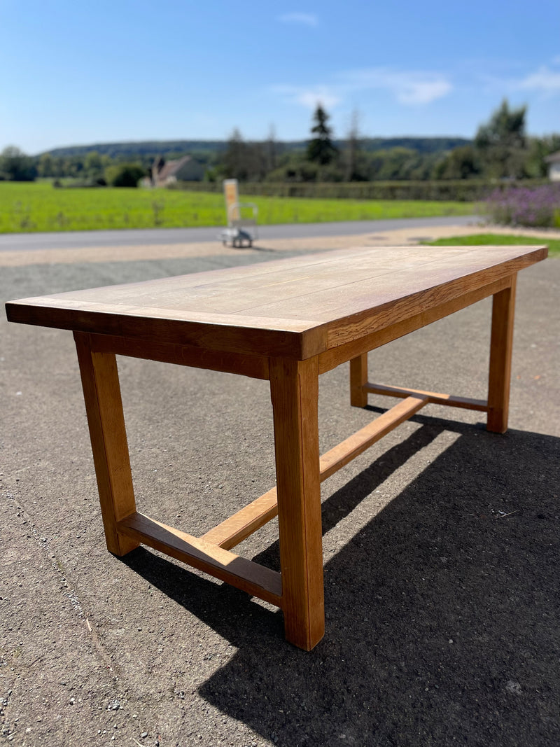 Table en chêne massif