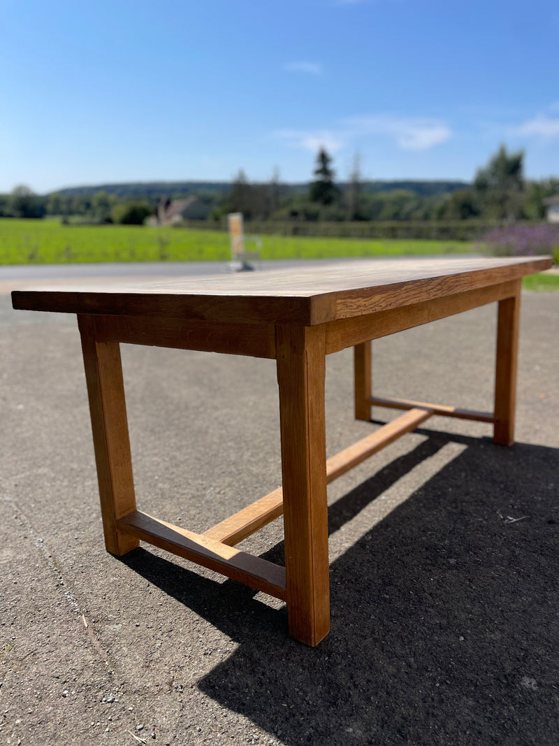 Table en chêne massif