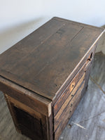 Meuble de métier à tiroirs