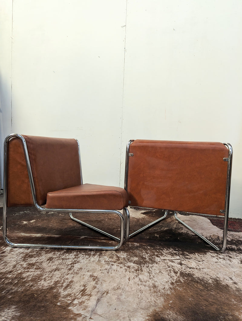 Paire de fauteuils 70's